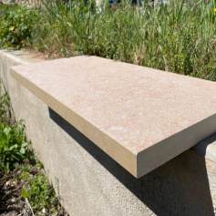Borde en piedra de calcaire