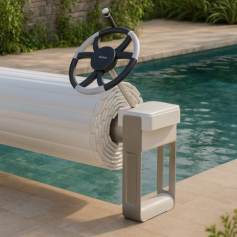 Persiana de piscina manual MANU-ROLL a medida