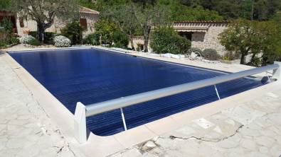 Volet roulant pour piscine