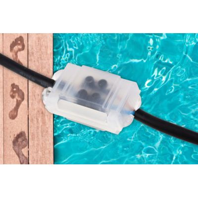 Lampe piscine : la technologie LED arrive dans votre piscine